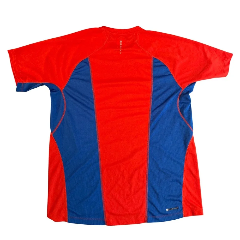 The North Face Mens FlashDry Mesh Performance T-Shirt Red Blue Colorblock Medium